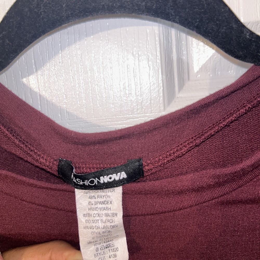 Fashion Nova Distressed 2 Piece Skirt Set Sz Large Burgundy - Picture 3 of 6